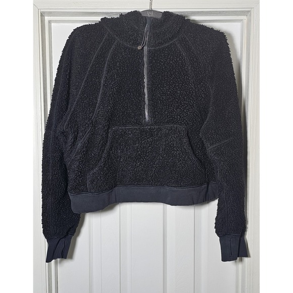Lululemon Cropped Scuba Sherpa Hoodie Size M/L Black Pullover Sweater 1/2 Zip - Picture 1 of 4